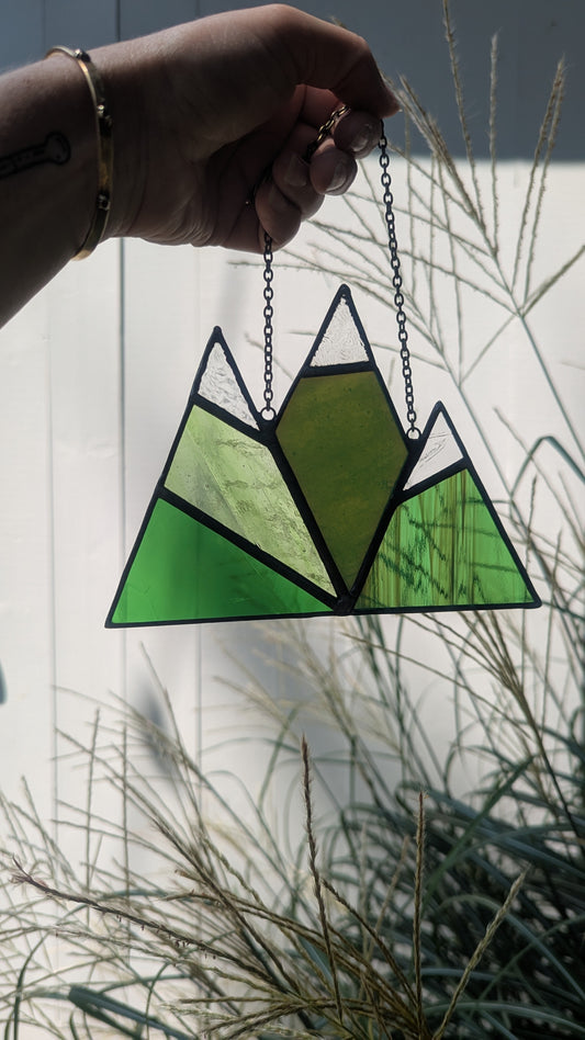 Small Mountain Piece