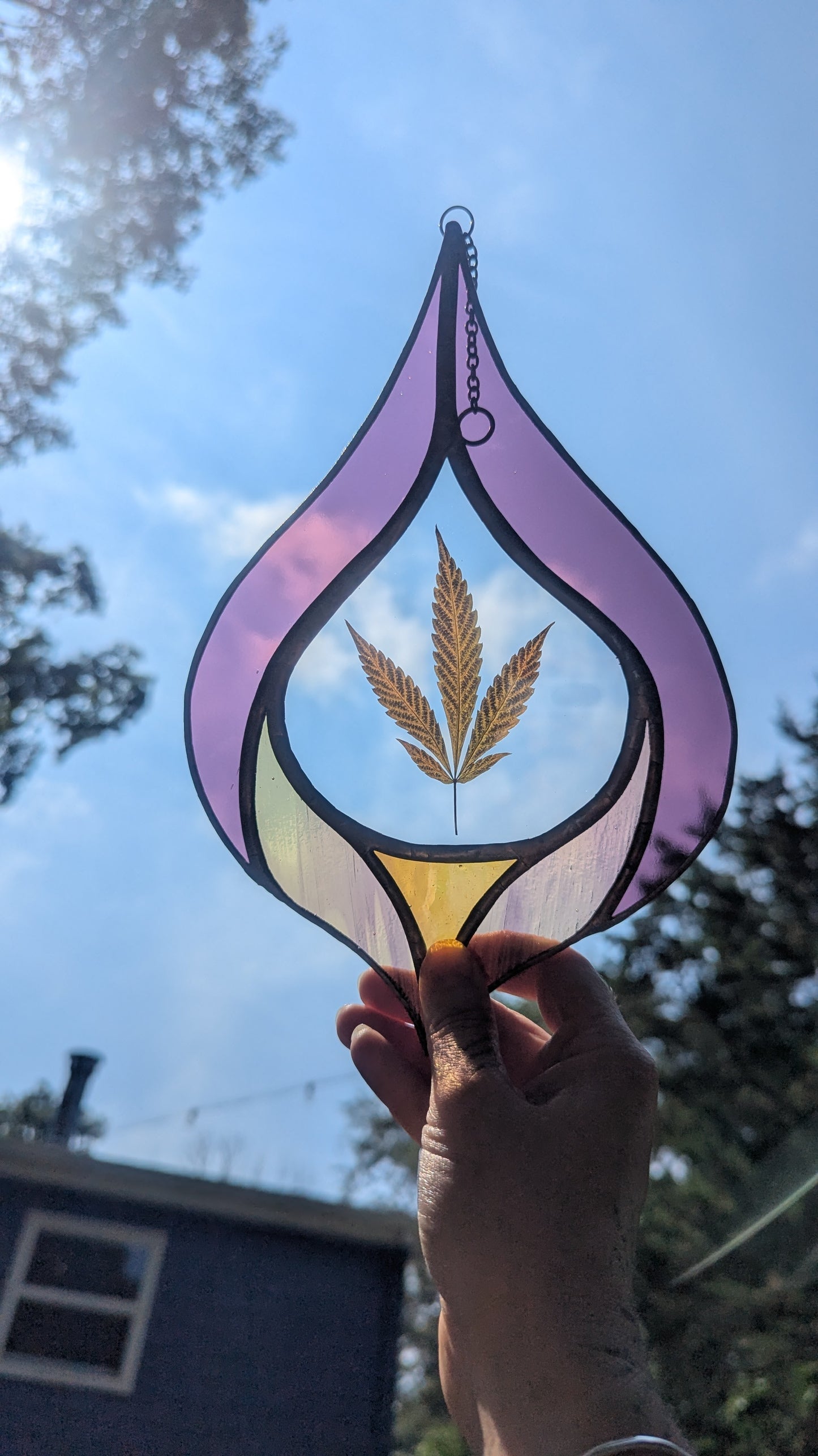 Hemp Leaf